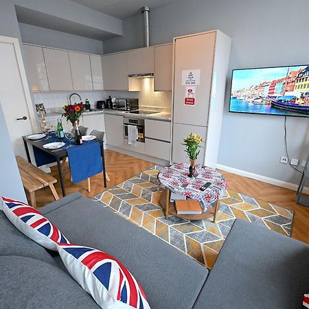 1 Bedroom Flat In Wood Green Piccadilly Line لندن المظهر الخارجي الصورة